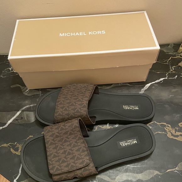 Michael Kors Beige and Brown Logo Sandals - Picture 1 of 2